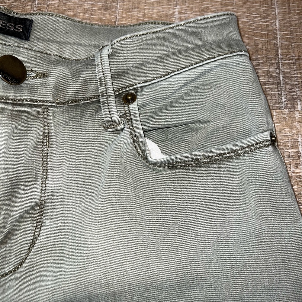 Express Skinny Jeans - Picture 10 of 16
